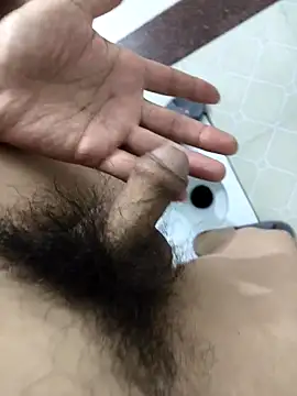 愉快的周末，私人订制！软鸡8出宫加灌肠加菊花特写加秀骚脚丫，超长版！值得购买！！！爽爽爽！！！！ - GG-0021主播的视频