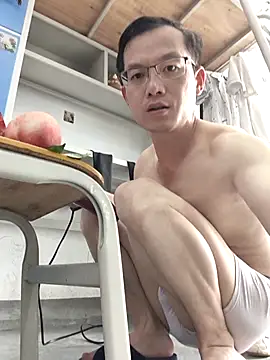 洗澡后吹风机吹全身，爽歪歪！！哈哈太爽快了！！！啊 - GG-0021主播的视频