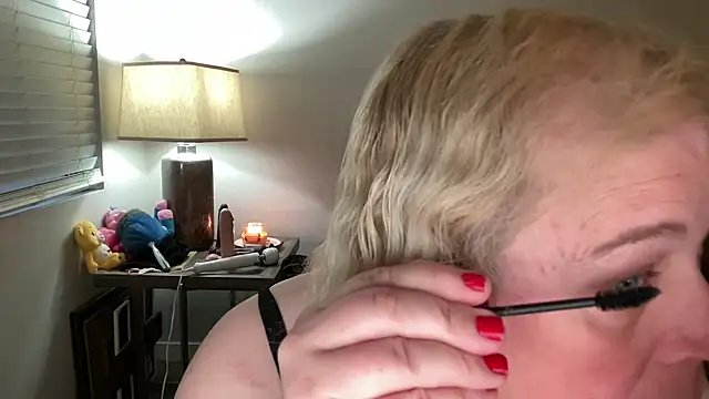 Tiffany’s  Mascara - vídeo de la modelo de cam silverbanger3