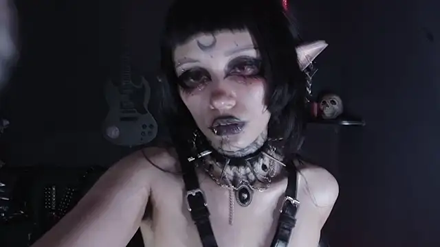 cum in my mouth my lord!– yue__eclipsa kameramodell videója