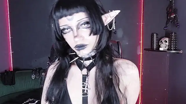 black elfo!