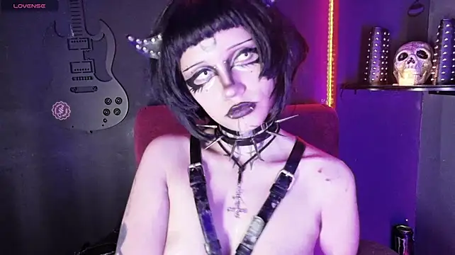 sexy diablita! 😈🥵 – video af yue__eclipsa cam-model