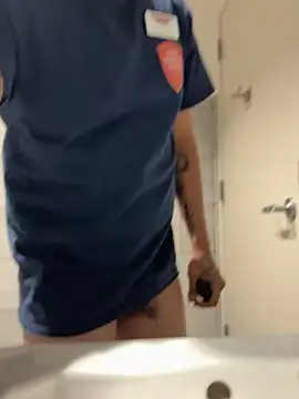 Public Show - video by Johnvalderaz1989 cam model