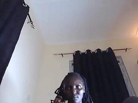 playing with clit show — filmik Black_beautygirlll, modela(-lki) na kamerkach