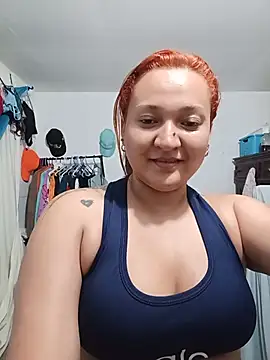 Private Show: sexy honey call💦 - video di Honey-Hips modella di cam