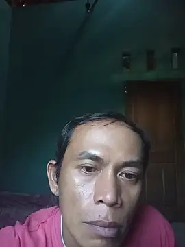 Masturbasi Cham phone 25 Jul 08:19] Public Show – video af Andre_768 cam-model