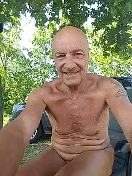 [20 Jul 14:45] Private Show con bottiglia nel culo - clip cu Nudo_xxx model videochat