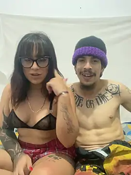 Hot blowjob and fuck my pussy and doggy style 😈🔥🔥 - vídeo de la modelo de cam AntonellaScottxX