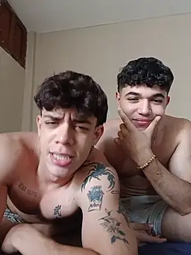 first show with my bisexual friend, suck kiss cum and much more - video by valdren_vylord cam model