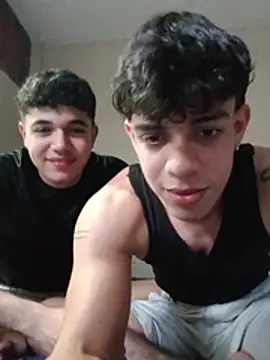 I invited my friend to my house and he ended up fucking me and sucking his cock - video by valdren_vylord cam model