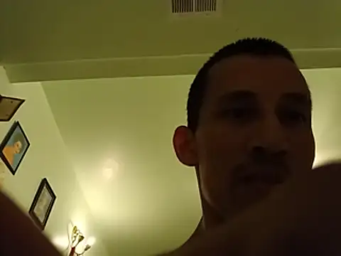 [9 Jul 22:25] Public Show - video by manscapedxxx cam model