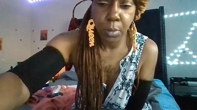 [18 Aug 10:20] Private Show– GotCake kameramodell videója