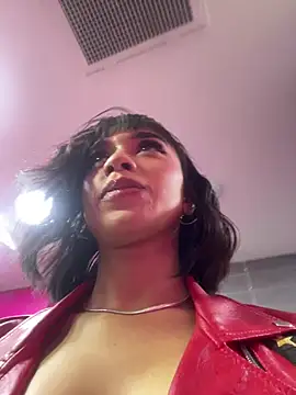 [24 Jul 18:23] Private Show