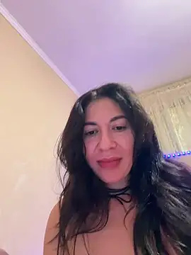 Pussy fuck! - video by InnocentDevil_ cam model