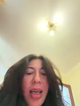 FootJob - video by InnocentDevil_ cam model