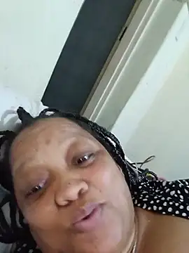 [10 Aug 00:38] Private Show - video di BBW123MILF modella di cam