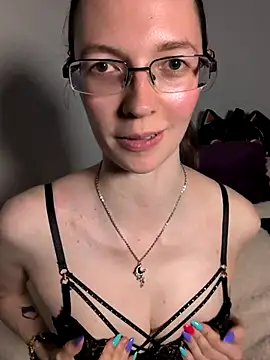 Massaging my Boobies + Shaking that Ass for you ❤️