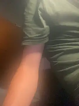[5 Aug 05:32] Public Show cum on mask after self suck - video van Hotguy3000 cam-model