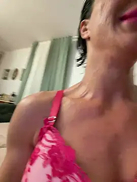 [9 Sep 23:10] Spy Show – video modela na kameri NINACOXXX