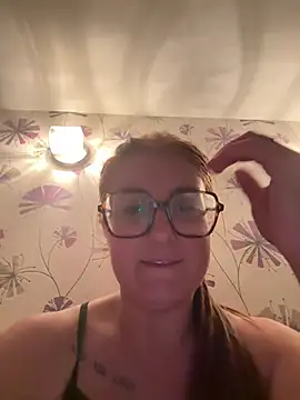 [23 Aug 22:17] Private Show