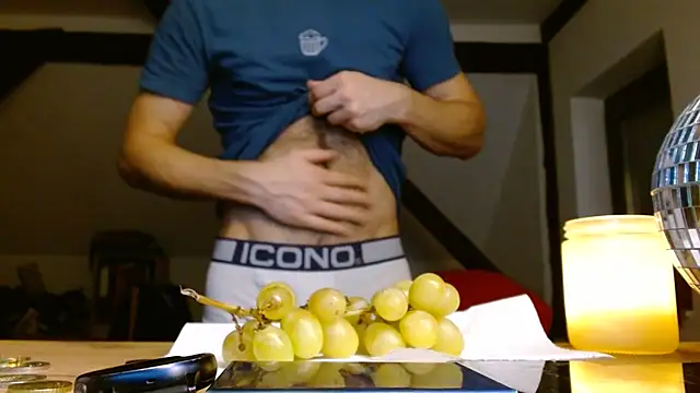Vídeo em tendência de modelo na câmara mariuchohot 2567