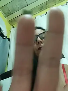 a wonderful show 2 - video di regina475 modella di cam