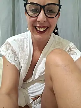 Lovense show - video di regina475 modella di cam