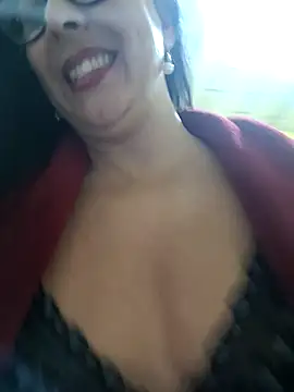 [12 Aug 19:45] Spy Show - video di regina475 modella di cam