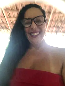 giving a blowjob and sitting on a dildo - video di regina475 modella di cam