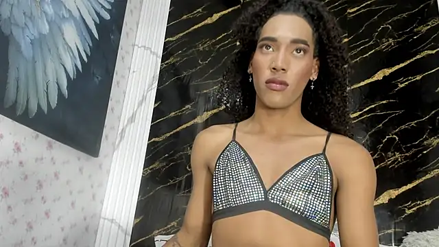 [4 Aug 13:18] Private Show - Vídeo de Bella_trans19, modelo de vídeos