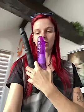 Closeup Vibrator Masturbation + Ass Shake