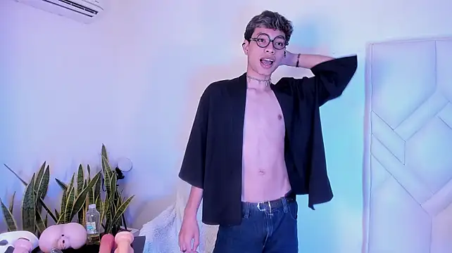 Naked for u!