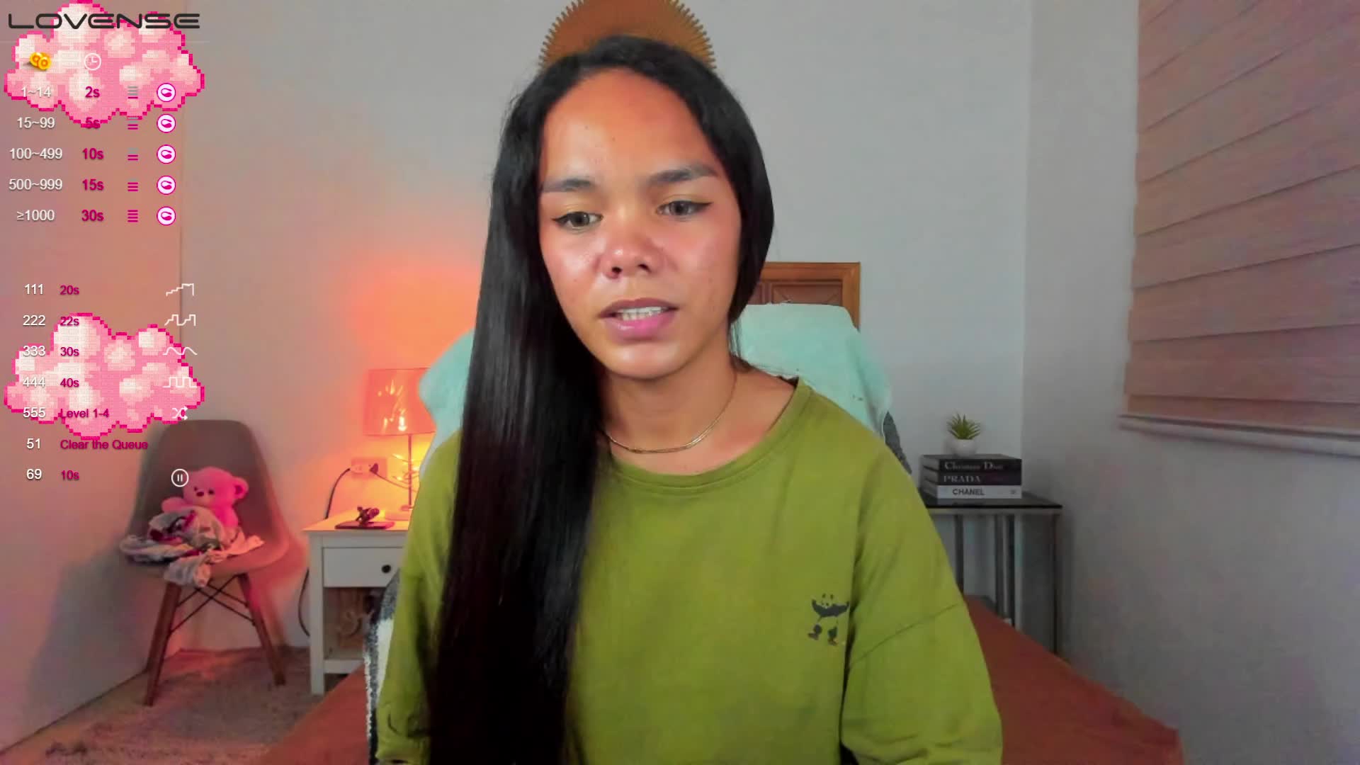 CUM ON TOES - clip cu tarrablitz model videochat