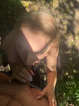 Suck stranger Alex cum on my face 💦very beautiful and sexy 😈 - Vídeo de AmmyInPublic, modelo de vídeos