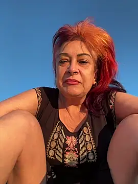 [7 Sep 18:57] Public Show - video van ZorynasDollHouse cam-model