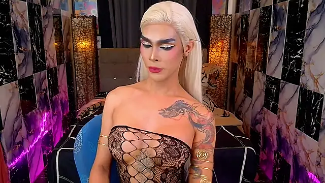 body tease - video của người mẫu cam RuthlessDomQueen