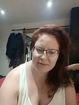 Playing with my pussy - vídeo de la modelo de cam Deathreaper979