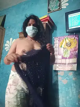 Dress Change Show.. - AadikiAunty 캠 모델의 동영상