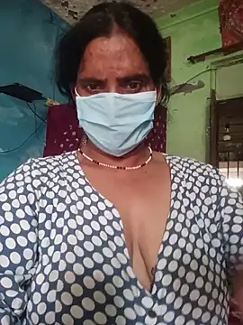 When I Play With My Boobs... - AadikiAunty 캠 모델의 동영상