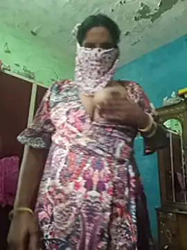 Full Show - video by AadikiAunty cam model