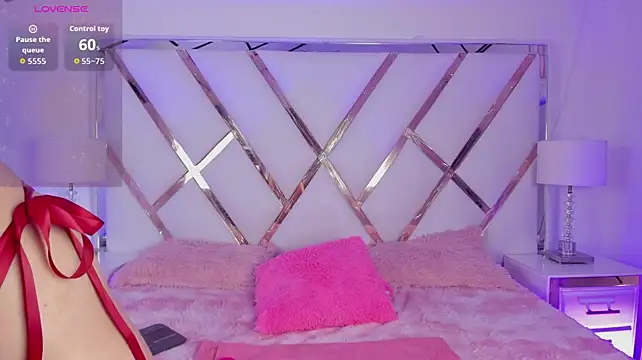 sexy and nude pink lingerie 💦🍒