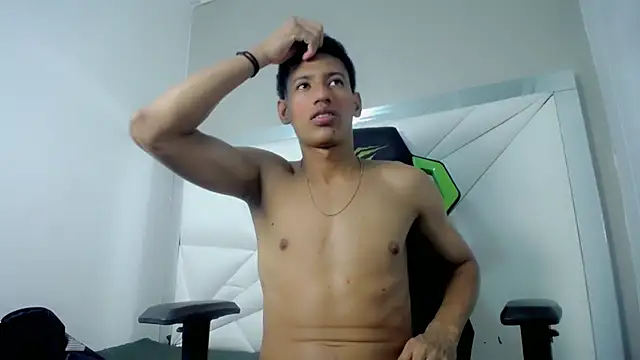 [23 Sep 01:55] Private Show - video av athlete_reese cam model
