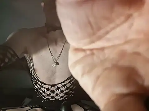 [16 Sep 15:00] Public Show - video by Kokiannolove cam model