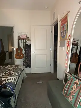 [24 Sep 19:46] Private Show