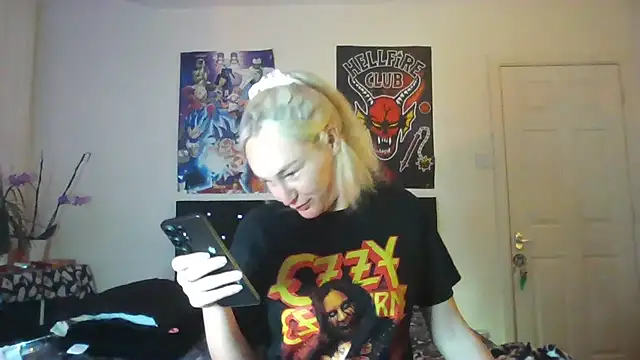 [13 Sep 01:13] Private Show - video by BlazingBaddie420 cam model