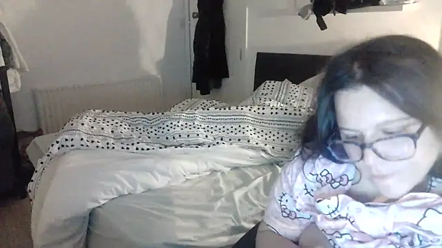 sucking dick ,chupando pau ,ele me chupando, he sucking me fingering too - video av nerd_couple