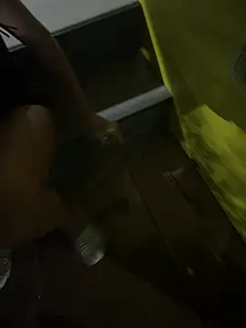 🔥rico squirt en público🔥 – видео вебкам-модели Dakota_JE