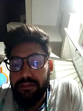 [11 Sep 02:20] Private Show all scenes – video od webkamerové modelky dhruvplayboy