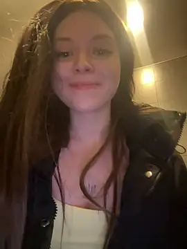 I’m fucking a pussy in a public restroom.