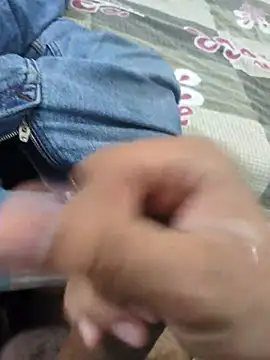 [21 Sep 23:25] Public Show - 視頻由 jaat_big_dick 主播提供